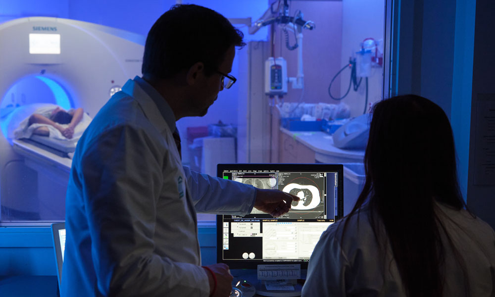 Dr. Florian Fintelmann with colleagues