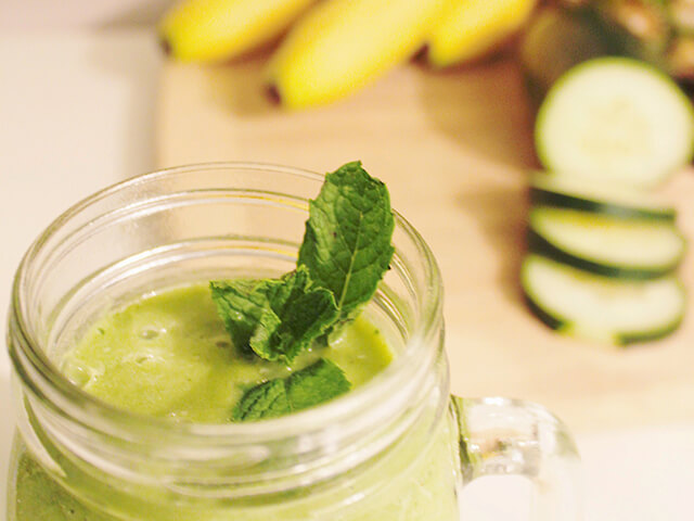 Tropical Matcha Green Smoothie