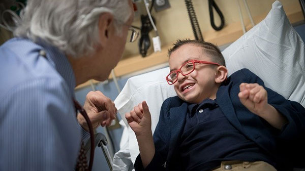 An MGfC patient and doctor