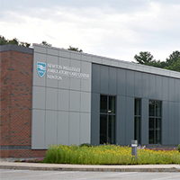image of the outside of Newton-Wellesley Hospital's Ambulatory Care Center in Newton