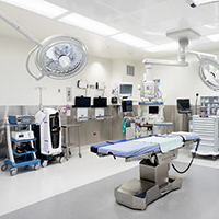 image of an operating room in the Outpatient Surgery Center at Mass General Waltham