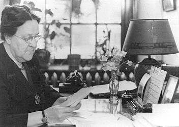 Picture of Ida M. Cannon former Director of Mass General Social Service sitting at desk