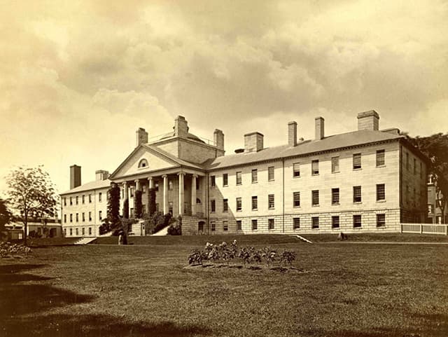 The Bulfinch Building at Mass General