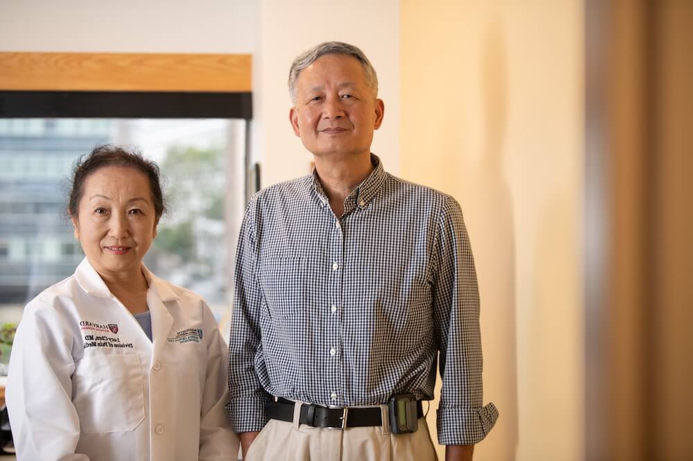 Dr. Jianren Mao and Dr. Lucy Chen Dr. Jianren Mao and Dr. Lucy Chen