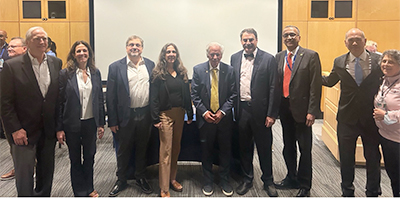 group of attendees with Dr. Jesse Jupiter, Dr. Chaitanya Mudgal and Dr. Neal Chen